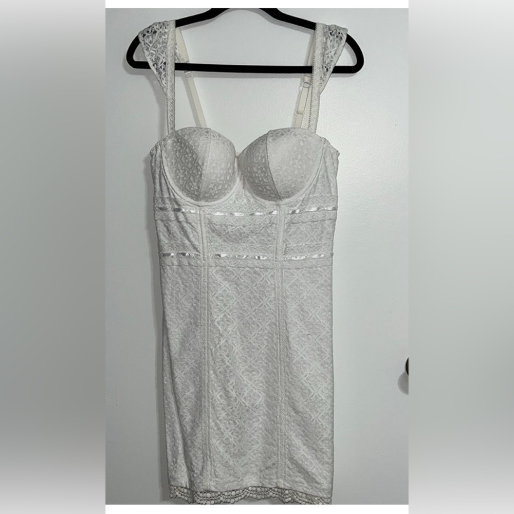 Brand New Guess true white dress